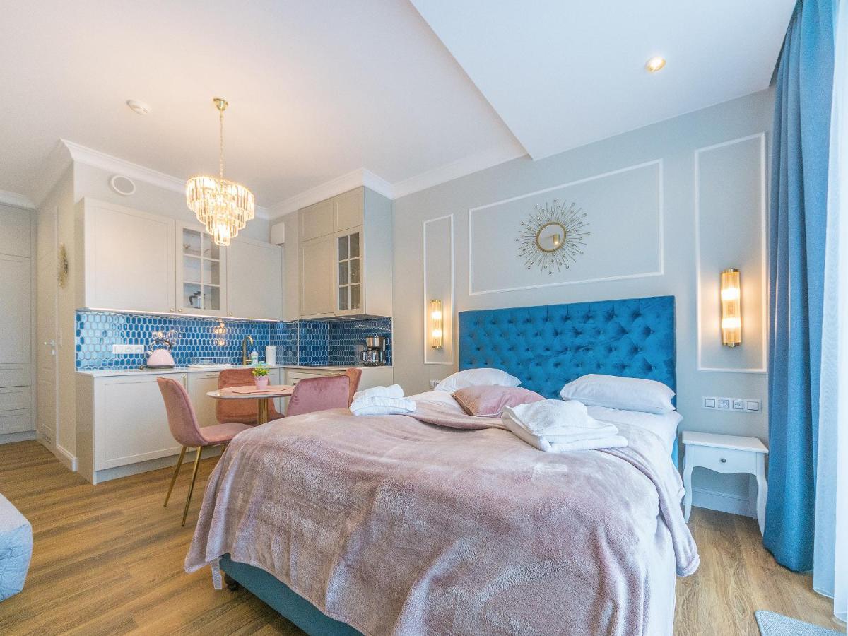 Flatbook - City Center Apartments Granaria With Parking Гданьск Экстерьер фото