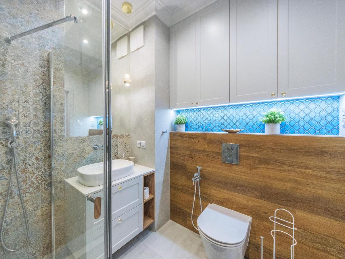 Flatbook - City Center Apartments Granaria With Parking Гданьск Экстерьер фото